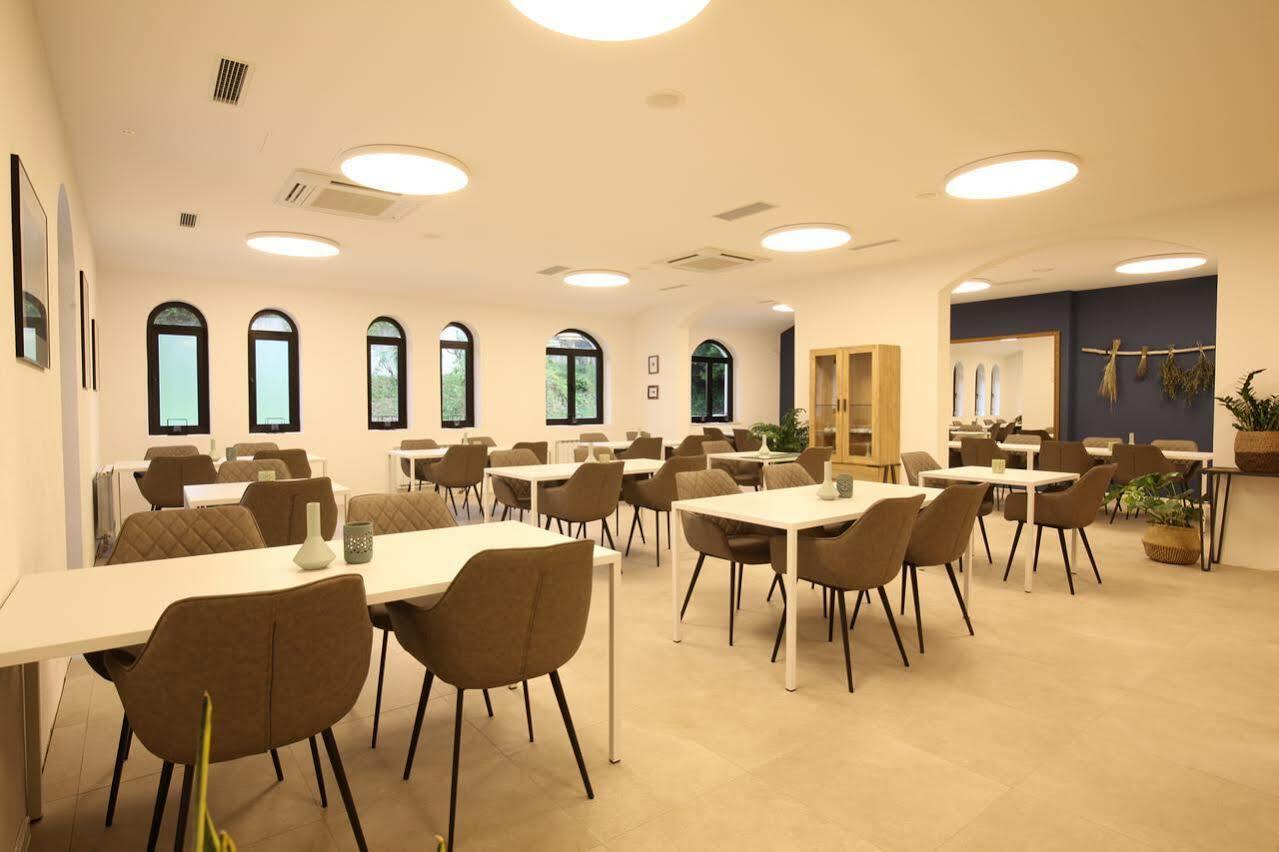Rezidenca Ortus Hotel Ankaran Exterior photo